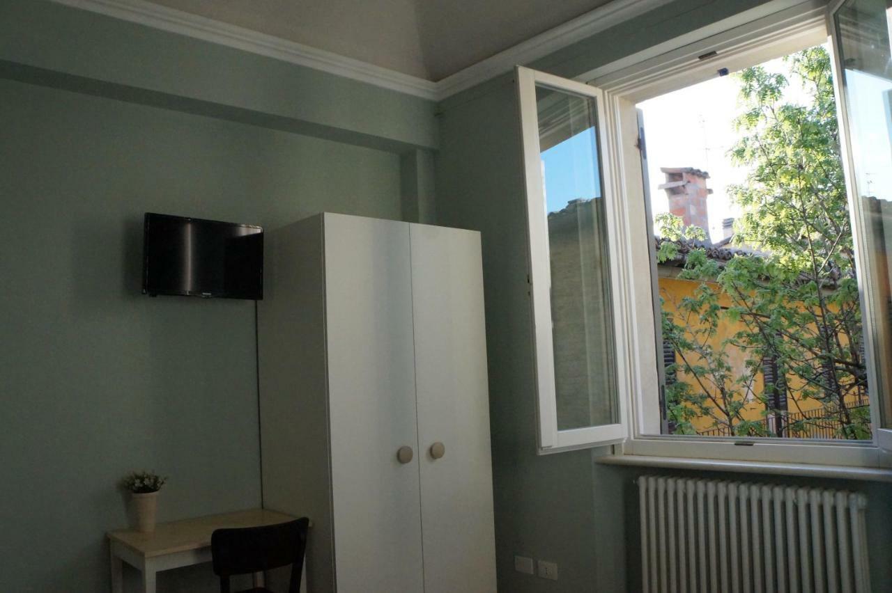 Il Vicolo 48 Bed & Breakfast Pesaro Ngoại thất bức ảnh