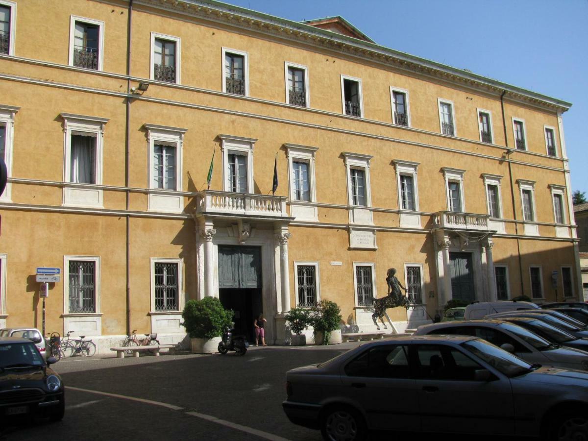 Il Vicolo 48 Bed & Breakfast Pesaro Ngoại thất bức ảnh