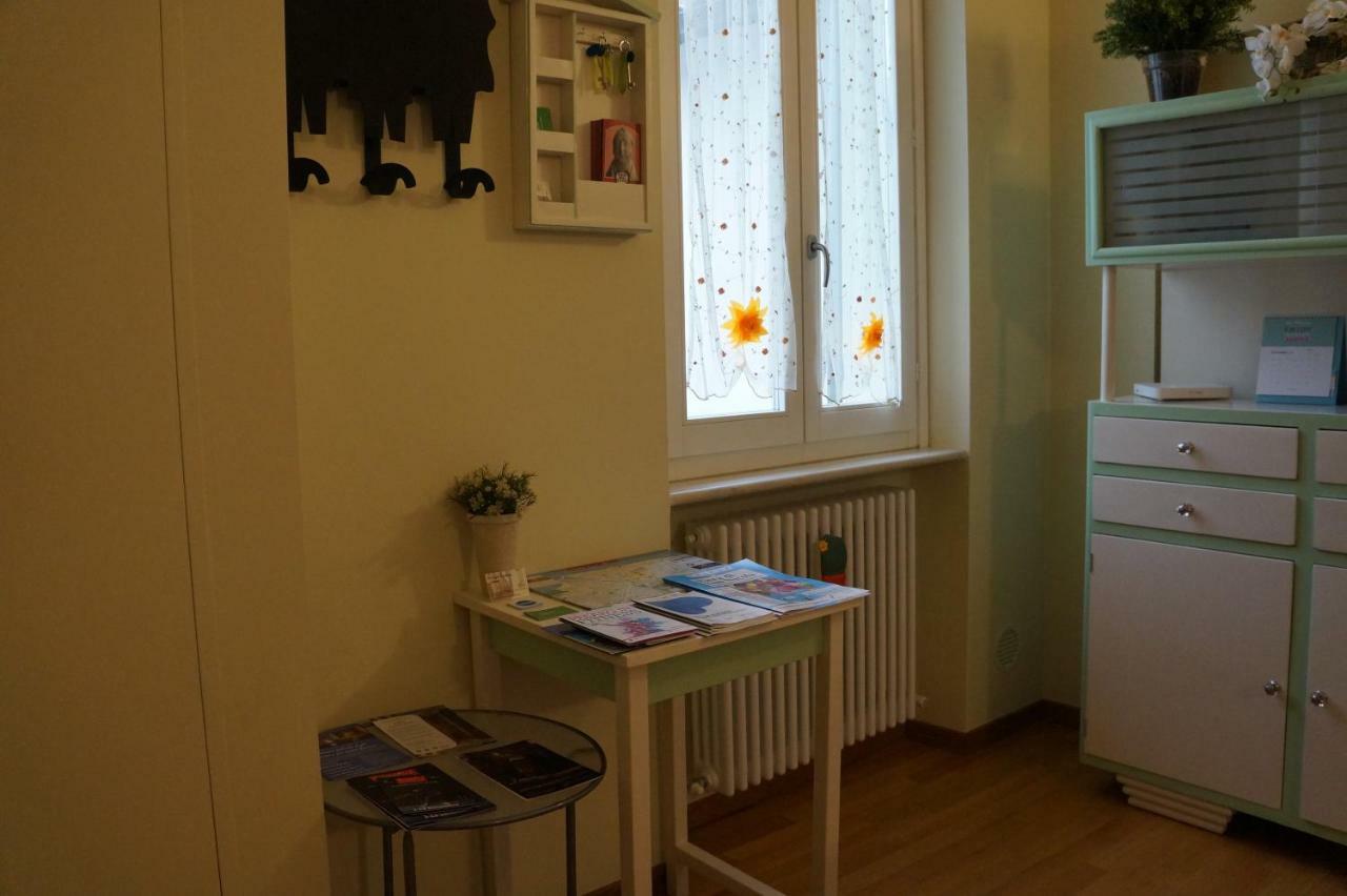 Il Vicolo 48 Bed & Breakfast Pesaro Ngoại thất bức ảnh
