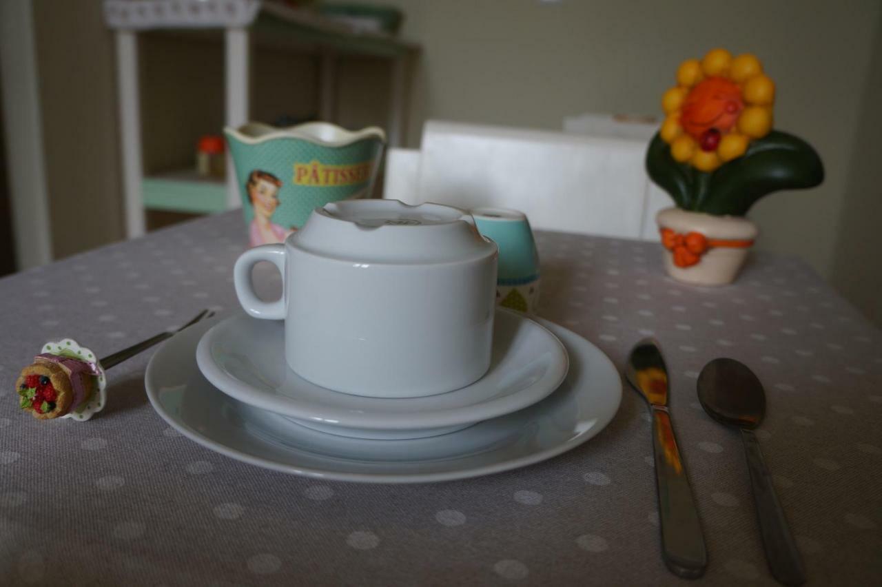 Il Vicolo 48 Bed & Breakfast Pesaro Ngoại thất bức ảnh