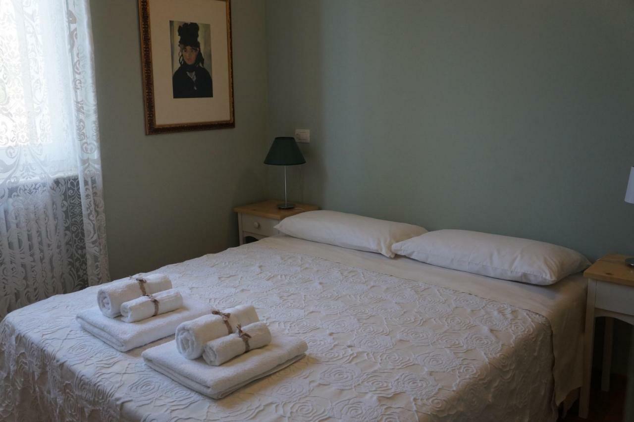 Il Vicolo 48 Bed & Breakfast Pesaro Ngoại thất bức ảnh