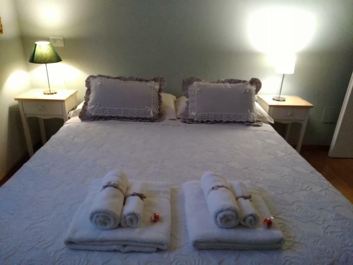 Il Vicolo 48 Bed & Breakfast Pesaro Ngoại thất bức ảnh
